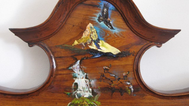 Gioielli della montagna, anno 1995, decorazione su legno